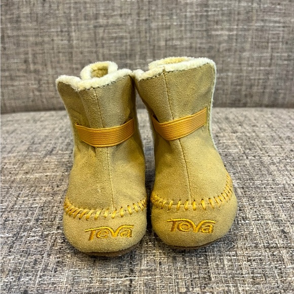TEVA Leather Baby Mocs / Booties - size small. Gently worn - Picture 1 of 3